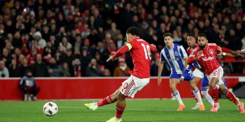 Phân tích dữ liệu chuyên sâu Nottingham vs Porto