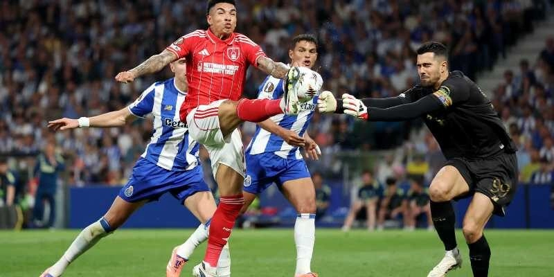 Phân tích phong độ Nottingham vs Porto